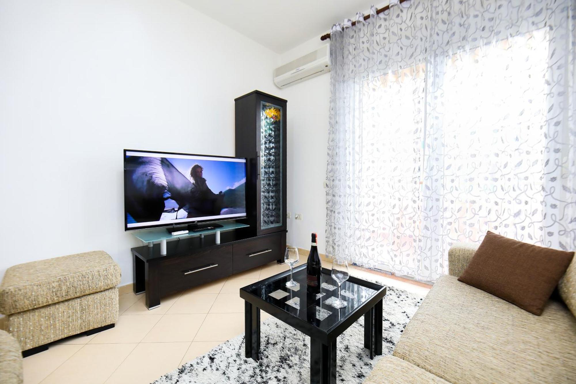 Jimi Apartments 2 Vlorë Buitenkant foto